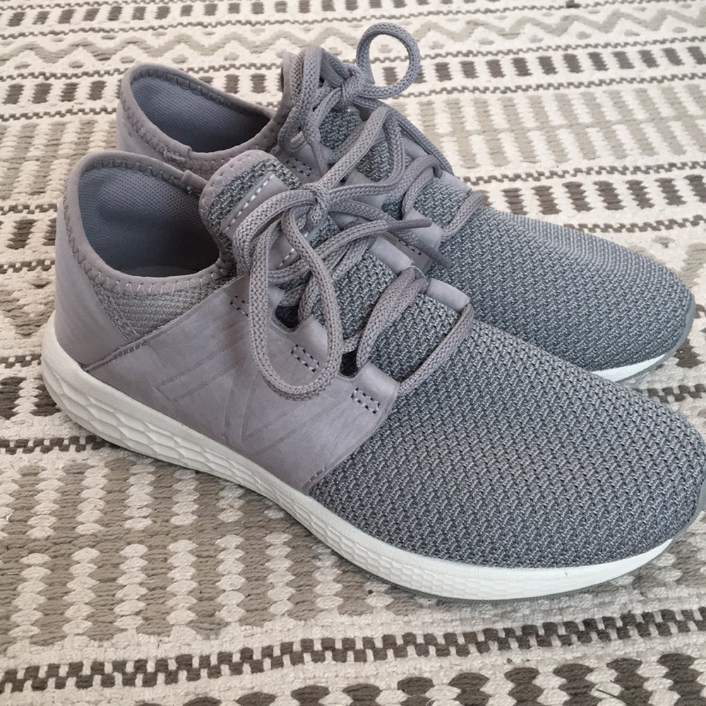 grey new balance women’s cruz v2 foam sneaker